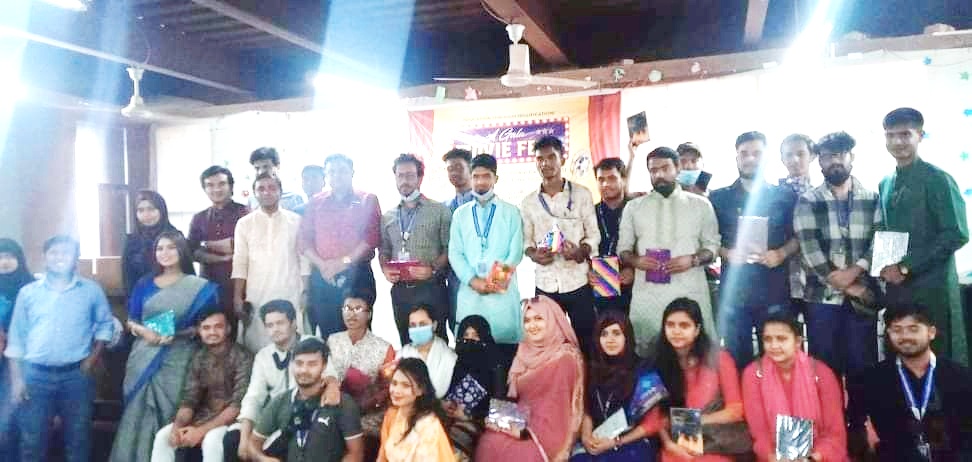 ডিআইইউতে মুভি ফেস্ট অনুষ্ঠিত