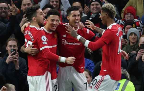 রোনালদো গড়লেন ইতিহাস, জয় পেল ম্যানইউ