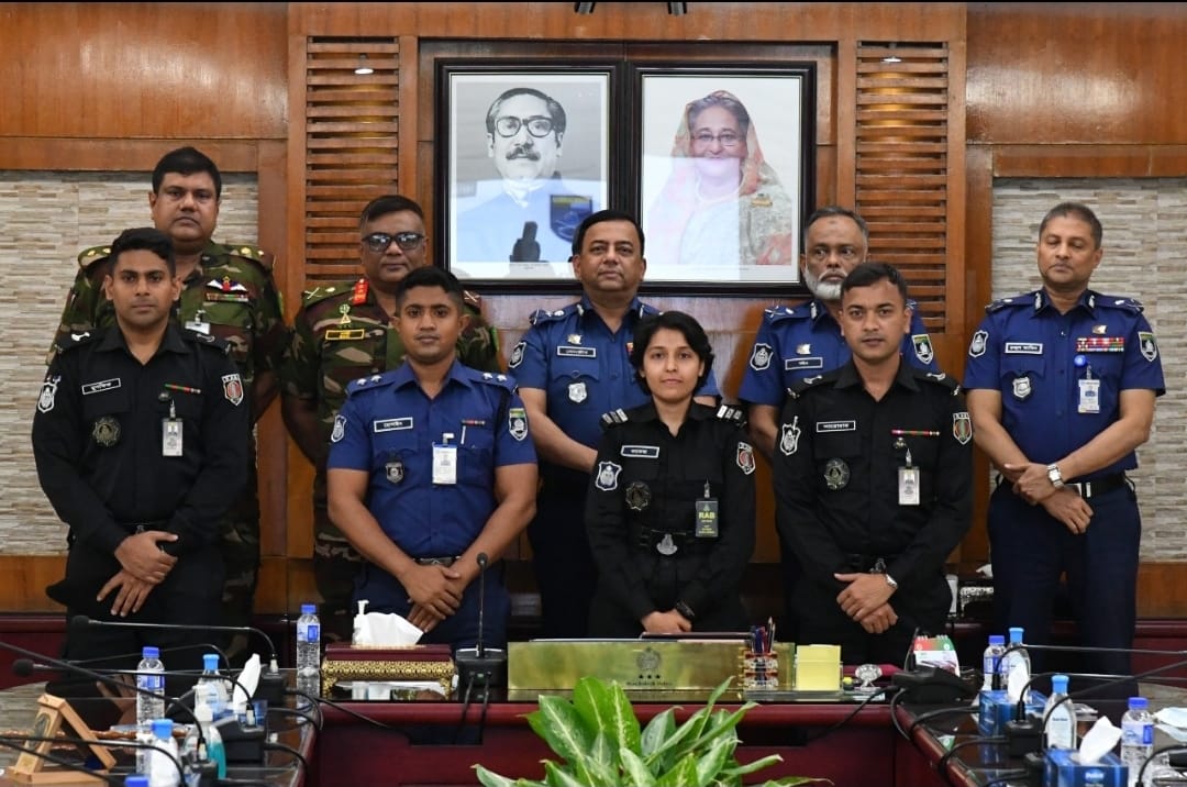 পুলিশের এভিয়েশন উইংয়ে পাইলট হিসেবে যোগ দিচ্ছে ৪ এএসপি