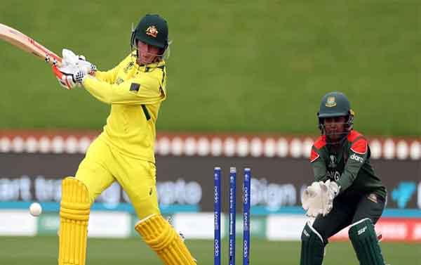 অস্ট্রেলিয়াকে হারাতে পারল না বাংলাদেশ নারী দল