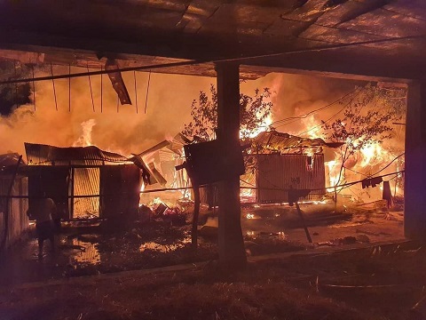 কোম্পানীগঞ্জে গভীর রাতে আগুনে পুড়ল আট বসতঘর