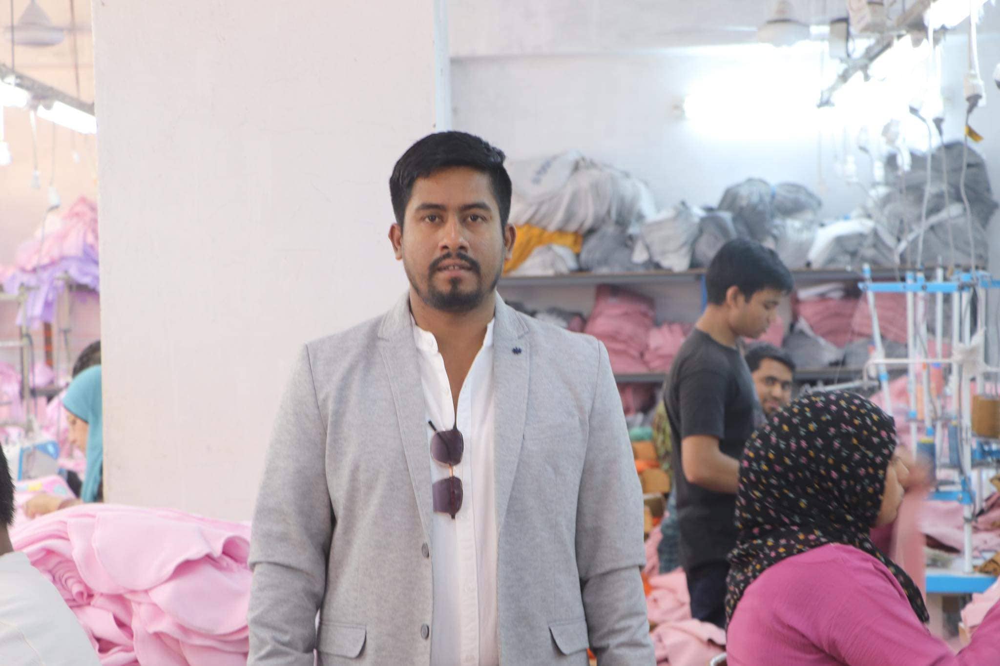 প্রবাসে সংগ্রাম থেকে সফলতার গল্প