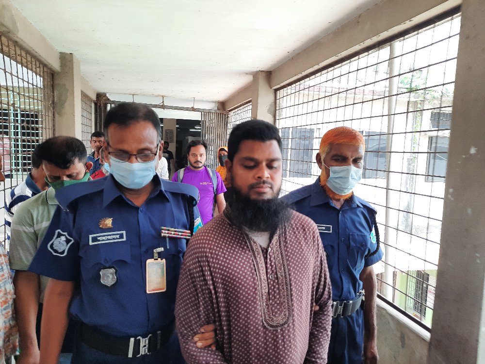 নাটোরে স্ত্রীকে গলা কেটে হত্যার দায়ে স্বামীর যাবজ্জীবন