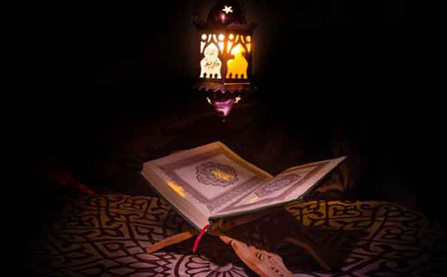 শেখ ফাহমিদা নাজনীন এর কবিতা ‘কদর রাতে সেই চাওয়াতে’