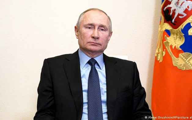 ‘প্রয়োজনে অস্ত্রের ব্যবহারও করব’ পুতিনের হুশিয়ারি