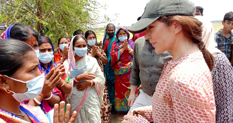 সাতক্ষীরার উপকূলবাসীর ঘুরে দাঁড়ানোর লড়াইয়ে উচ্ছ্বসিত ডেনিস রাজকুমারী