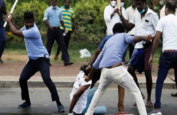 শ্রীলংকায় অবস্থানরত বাংলাদেশিদের জন্য হটলাইন চালু