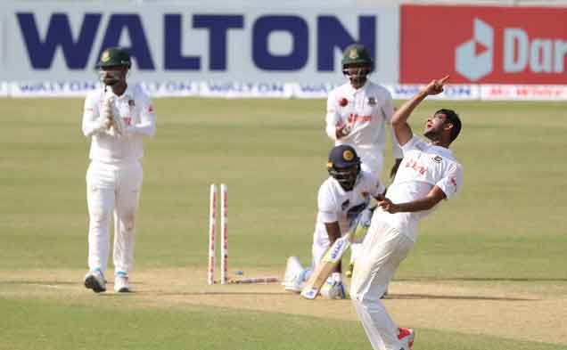 ৩৯৭ রানে থামল শ্রীলঙ্কা