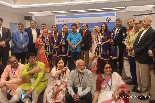 ৫ ব্যক্তি ও ১ প্রতিষ্ঠানকে বিশেষ সম্মাননা জানালো রোটারী ক্লাব বনানী