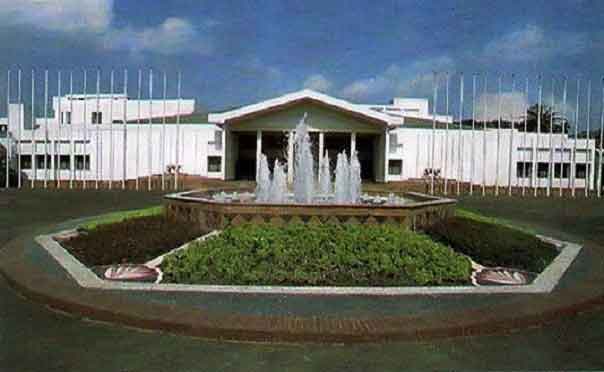 প্রধানমন্ত্রী ও তাঁর পরিবারের নামে প্রতারণার চেষ্টা করলে কঠোর ব্যবস্থা