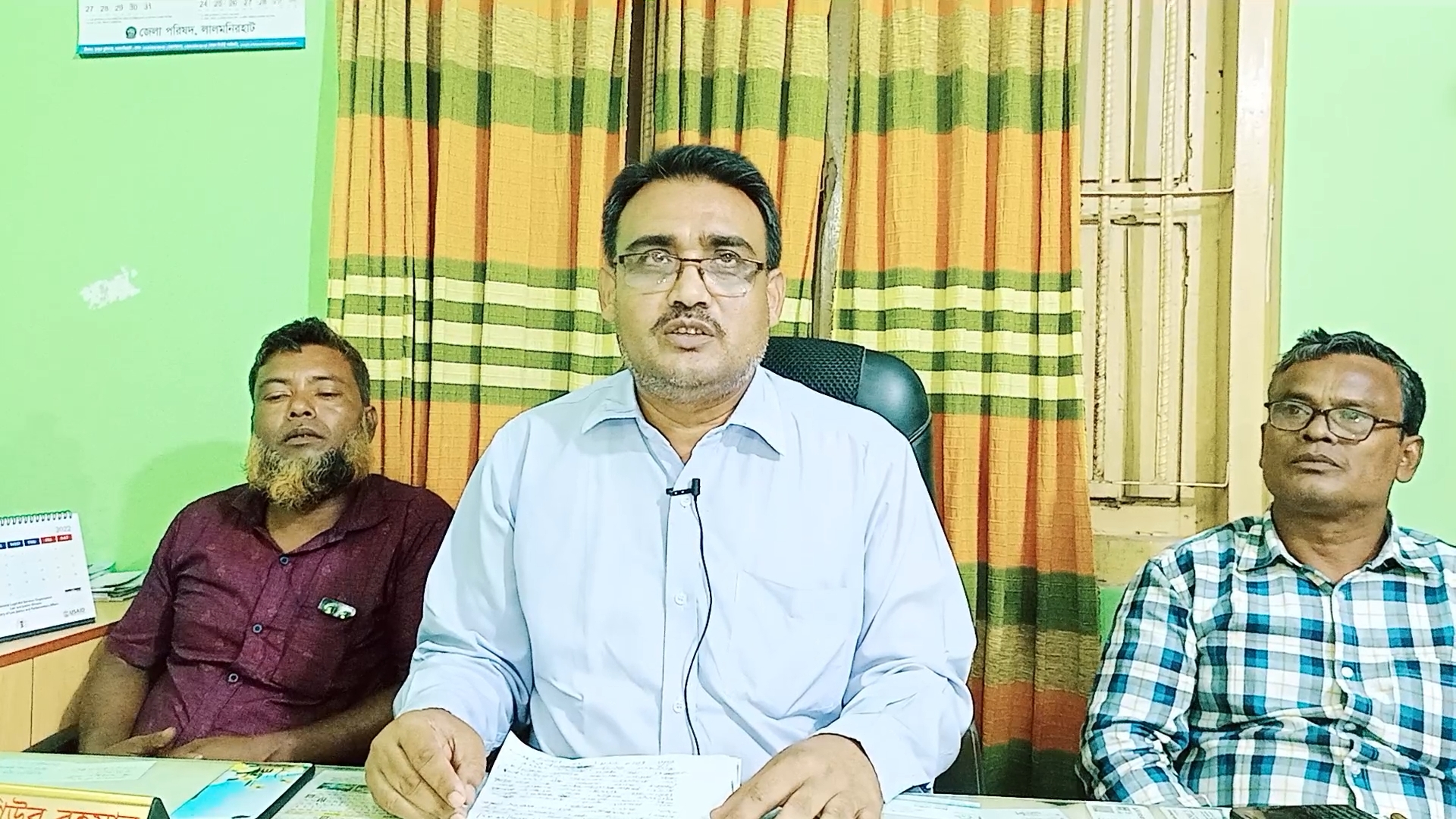 হাতীবান্ধায় সরকারি গাছ কর্তন, ব্যবস্থা নিতে ইউনিয়ন পরিষদের সভা