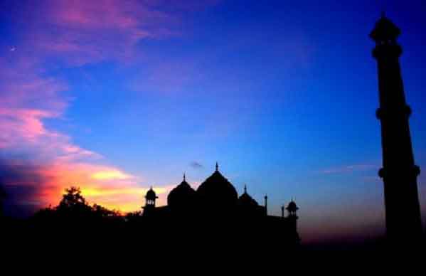 শেখ ফাহমিদা নাজনীন এর কবিতা ‘সুরে শিহরিত’