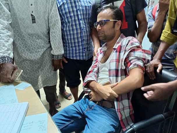 সিলেটে সাংবাদিকের উপর ছাত্রলীগের হামলা
