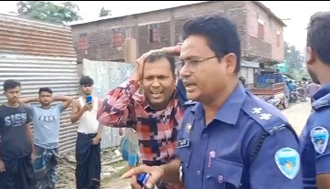 হাতিয়াতে পুলিশের উপস্থিতিতে স্বতন্ত্র চেয়ারম্যান প্রার্থীর গাড়ি বহরে হামলা:আহত ১২