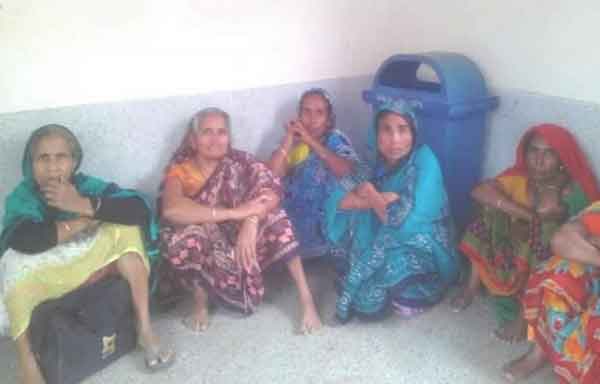 প্রসবজনিত ফিস্টুলায় এক গ্রাম্য বধূর ৪০ বছর ভোগান্তির করুণ কাহিনী