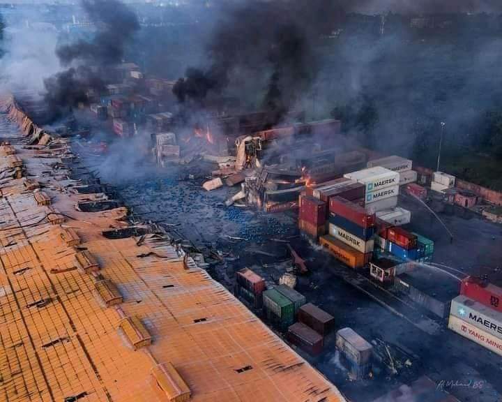 এখনো চলছে আগুন নেভানোর চেষ্টা