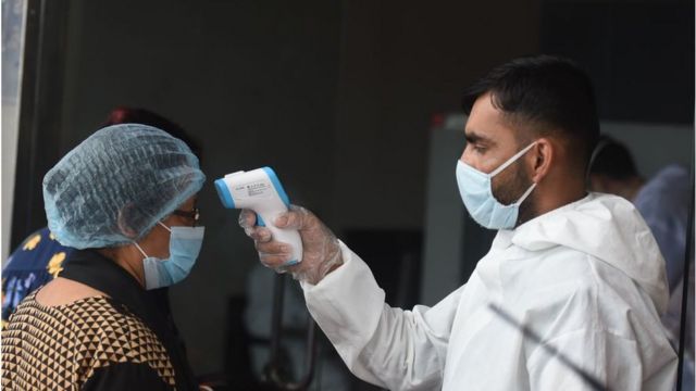 করোনায় একদিনে  মৃত্যু ৭০৬, ৩ লাখ ৬৩ হাজার শনাক্ত