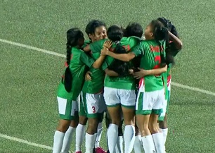 বাংলাদেশের মেয়েরা মালয়েশিয়াকে হারালো ছয় গোলে