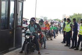 আজ থেকে মোটরসাইকেল উঠতে পারবে না সেতুতে