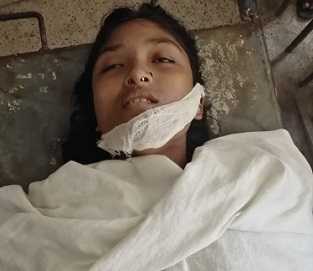 মোবাইল নিয়ে স্বামী-স্ত্রীর ঝগড়ায় প্রাণ গেল গৃহবধূর