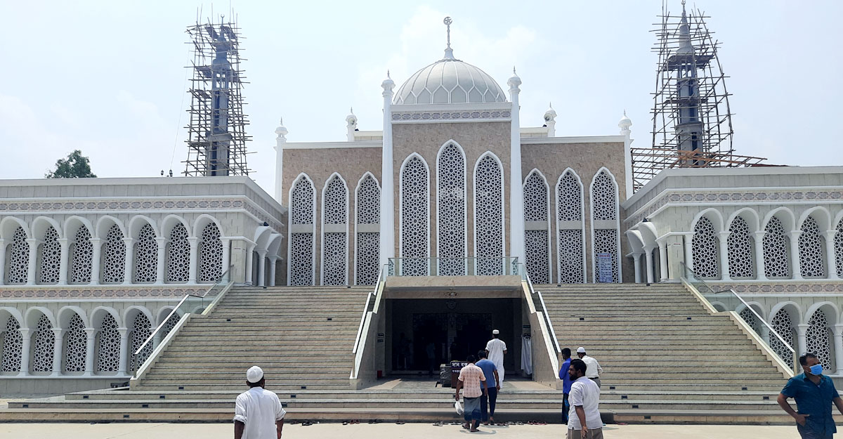 নামাজের সময় বাদে মসজিদের এসি বন্ধ রাখার অনুরোধ
