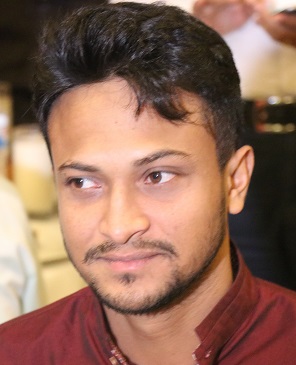 বাংলালিংক-যমুনা ব্যাংককে সাকিবের লিগ্যাল নোটিশ