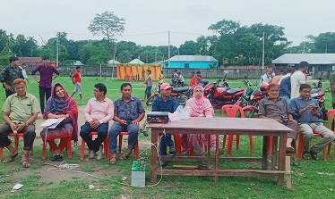 কিশোরগঞ্জে বঙ্গবন্ধু বঙ্গমাতার ছবি ছাড়াই খেলার উদ্বোধন