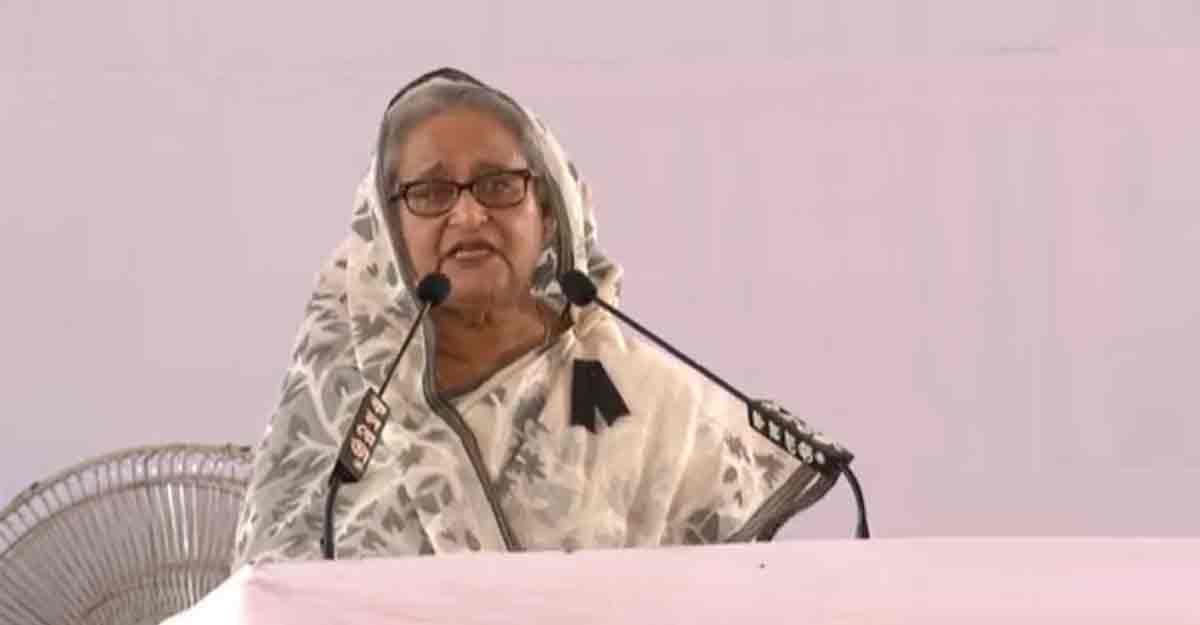 নেতাকর্মীরা আমাকে ঘিরে একটা মানবঢাল তৈরি করে : প্রধানমন্ত্রী