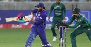 টানটান উত্তেজনা, শেষ ওভারে পাকিস্তানকে হারালো ভারত