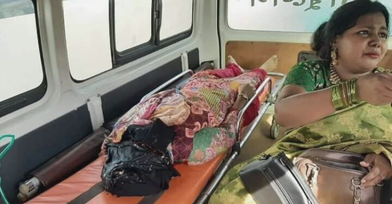 বাসচাপায় তিতুমীর কলেজ ছাত্রীর মৃত্যু, বিচার দাবি সহপাঠীদের