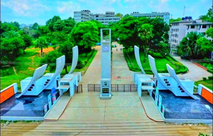 শীঘ্রই স্মার্ট আইডি কার্ড পেতে যাচ্ছে কুবি শিক্ষার্থীরা