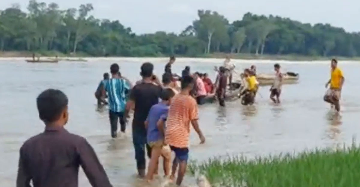 পঞ্চগড়ে নৌকা ডুবে নারী-শিশুসহ ২৪ জনের মৃত্যু
