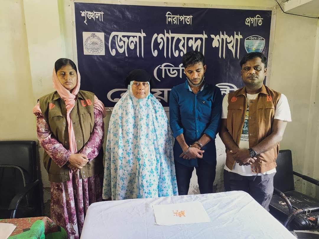 প্রতিপক্ষের জন্য ইয়াবা রেখে ফেঁসে গেলেন নিজেই