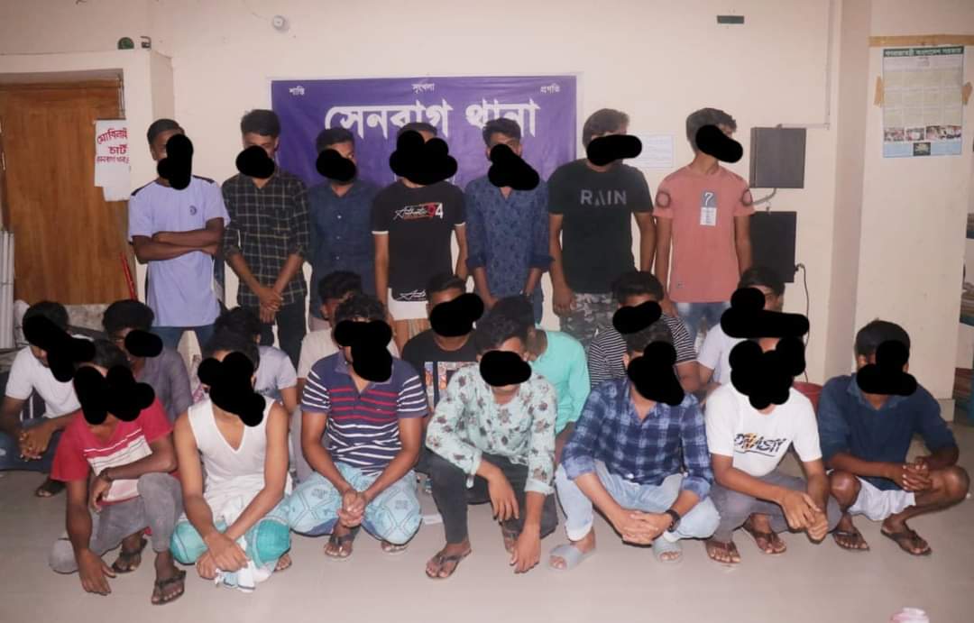 নোয়াখালীতে কিশোর গ্যাংয়ের ২৩ সদস্য আটক