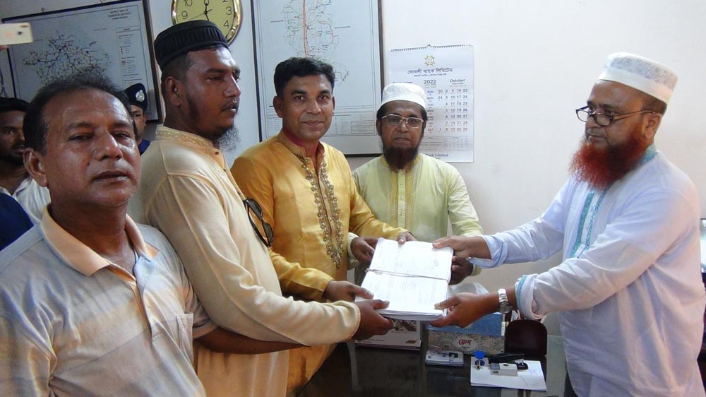 ফরিদপুর-২ উপনির্বাচনে মনোনয়নপত্র জমা দিলেন ‌ জামাল হোসেন মিয়া