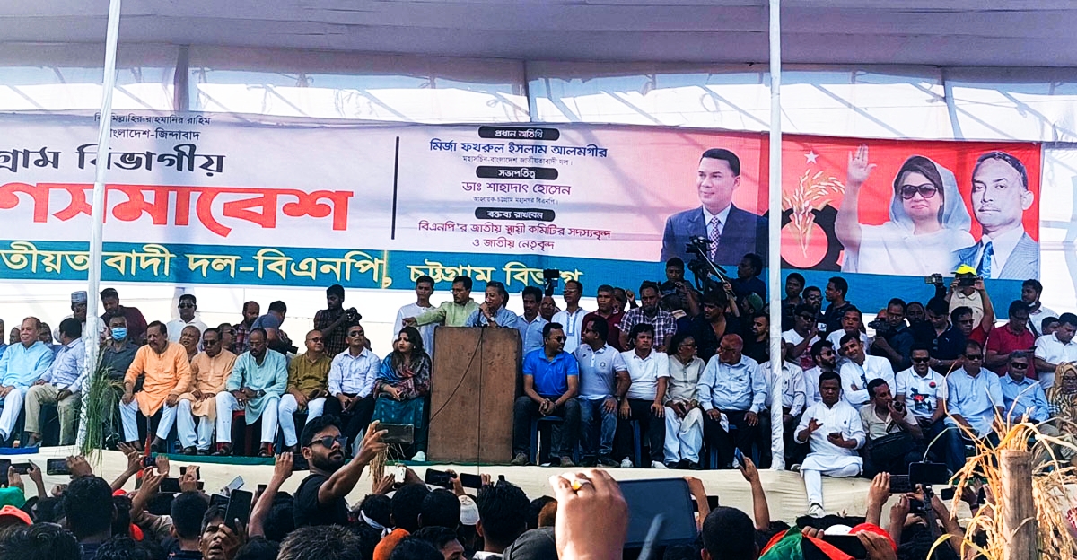 কাল-পরশু নয়, এখনই পদত্যাগ করুন, প্রধানমন্ত্রীর উদ্দেশ্য বললেন খসরু