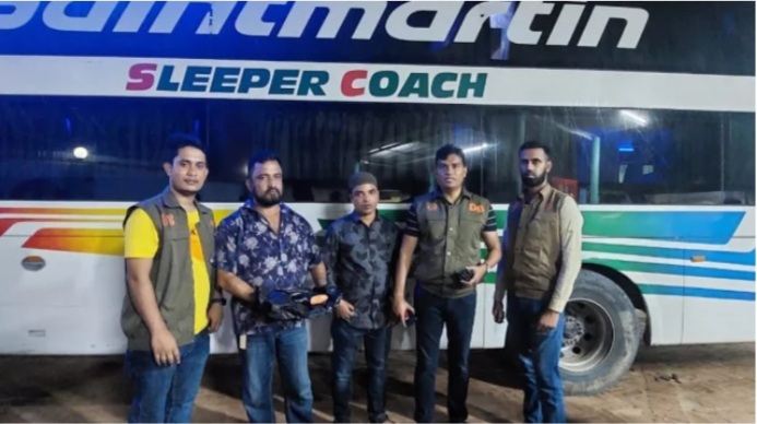 রামুতে স্লিপার চেয়ার কোচে মিলল ৮ হাজার পিচ ইয়াবা