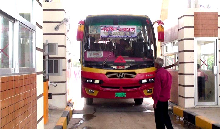 মধুমতি সেতুতে দিনরাত প্রায় সোয়া ৪ লাখ টাকার টোল আদায়