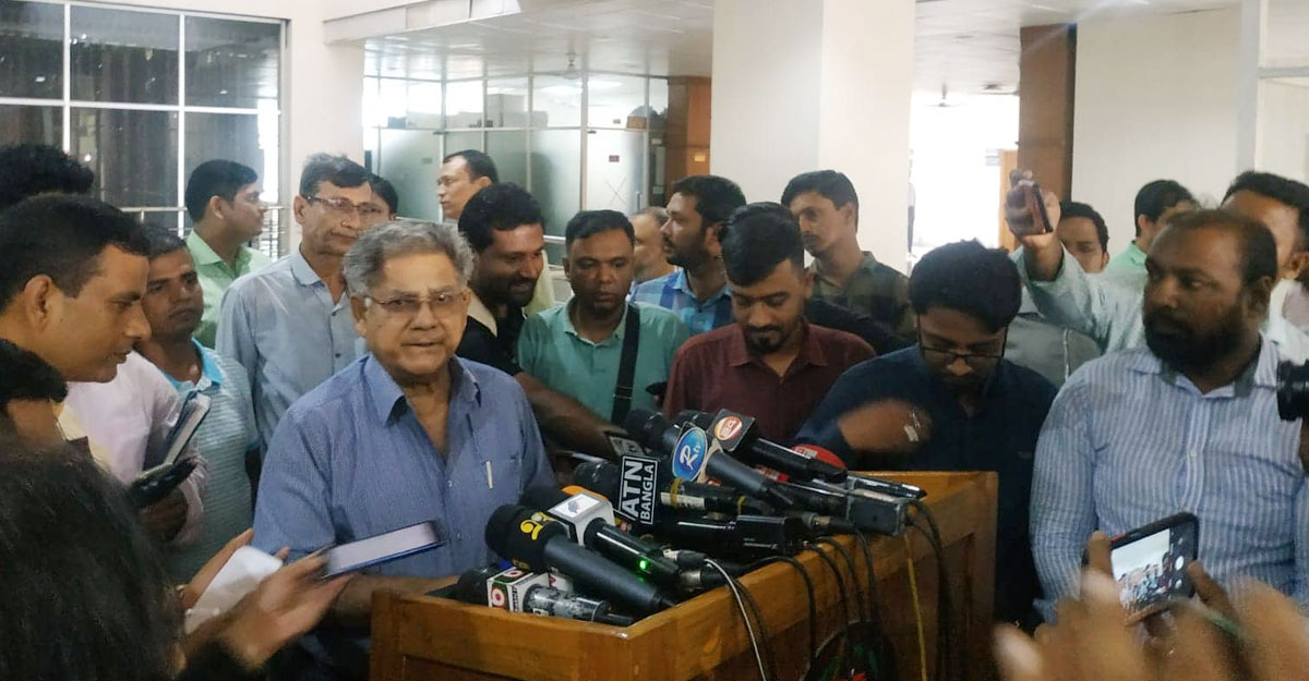 গাইবান্ধা-৫ আসনের উপনির্বাচন বন্ধ করে দেওয়ায় নির্বাচন কমিশনকে ‘ওয়েলকাম’ জানিয়েছেন সাখাওয়াত