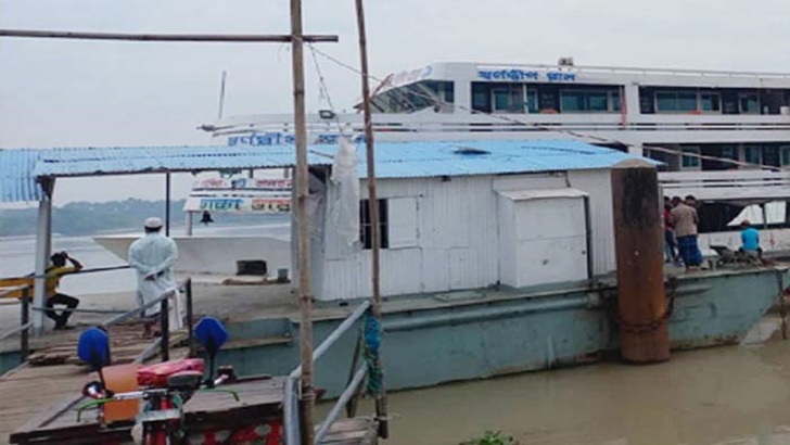 শরীয়তপুরে সেতুতে লঞ্চের ধাক্কায় নিহত ৩
