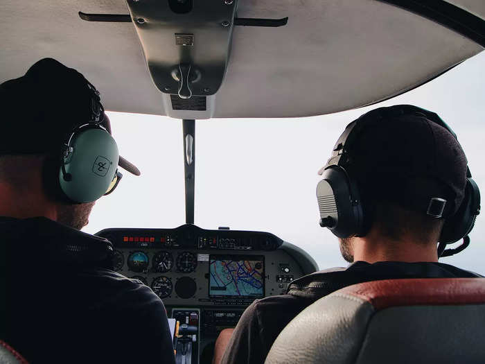 সাইবেরিয়ায় রুশ যুদ্ধবিমান বিধ্বস্ত হয়ে নিহত হলো ২ পাইলট