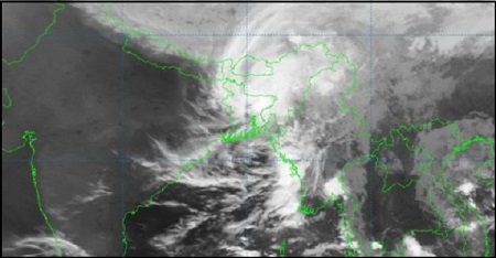 সিত্রাং এখন দুর্বল: তাণ্ডবে নিহত ৯, রাজধনীতে বৃষ্টি ১২৫ মিমি