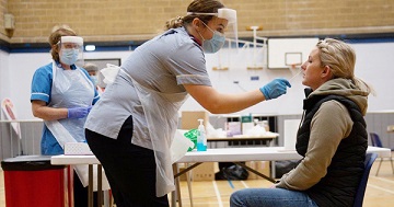 বিশ্বে আরও ১৩৪৯ মৃত্যু, শনাক্ত প্রায় চার লাখ