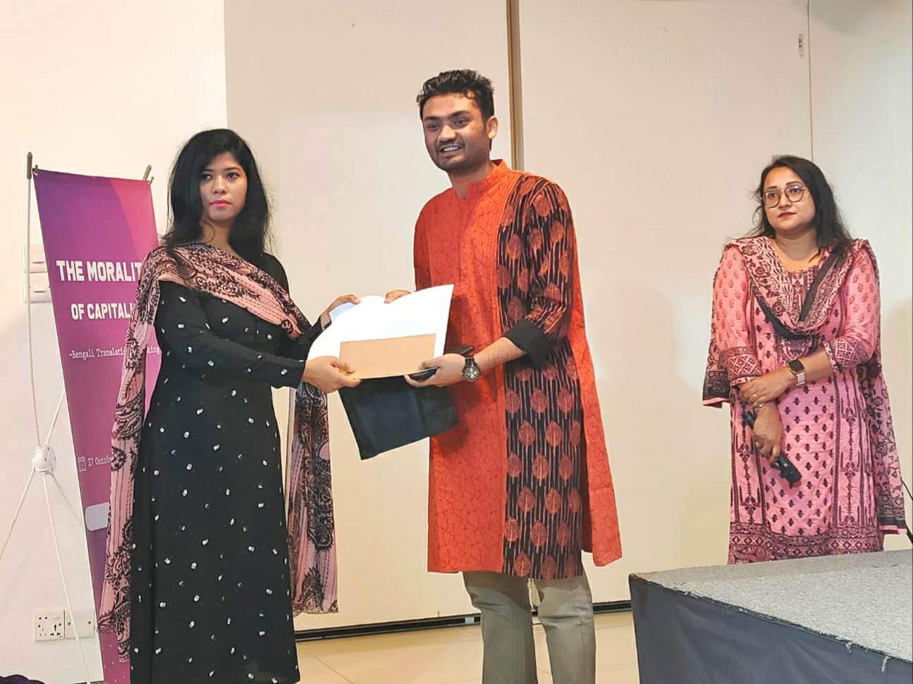 ইয়ূথ পাবলিক স্পিকিং প্রতিযোগিতায় চ্যাম্পিয়ন জবির আসিফ