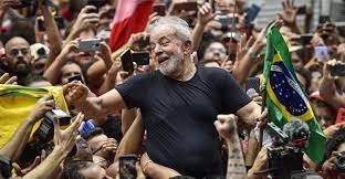 হাড্ডাহাড্ডি লড়াই: বলসোনারোর পতন, লুলার প্রত্যাবর্তন