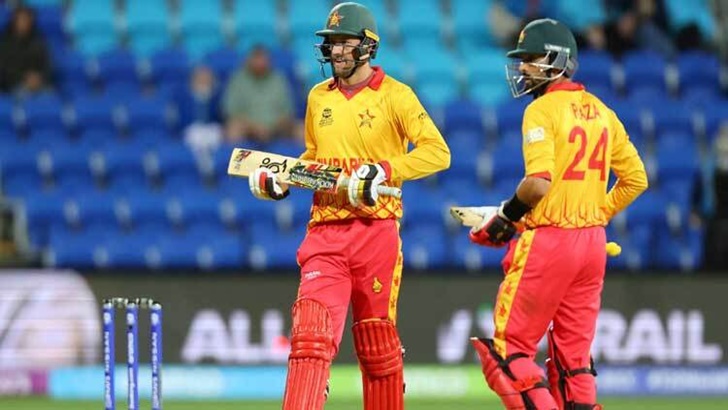 টস জিতে গিয়ে ব্যাটিংয়ে জিম্বাবুয়ে