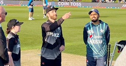 টস জিতে ব্যাটিংয়ে নিউজিল্যান্ড