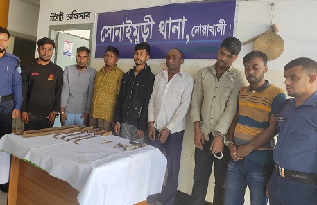 নোয়াখালীতে আগ্নেয়াস্ত্র ও লুন্ঠিত মালামালসহ ৭ ডাকাত গ্রেফতার