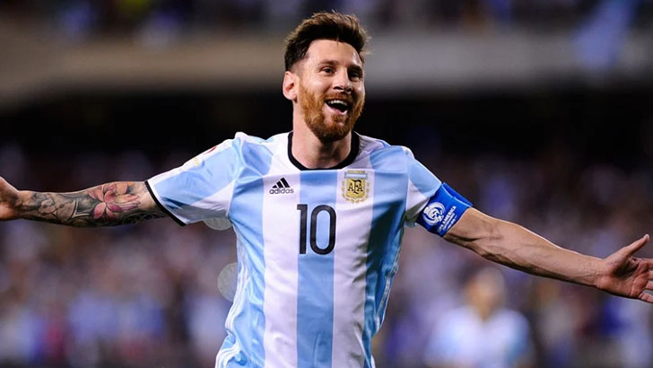 আর্জেন্টিনার প্রথম গোল দিলো মেসি