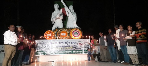 বিজয়ের ৫১ বছর ও শহীদদের স্মরণে নোয়াখালীতে আলোক প্রজ্জ্বলন
